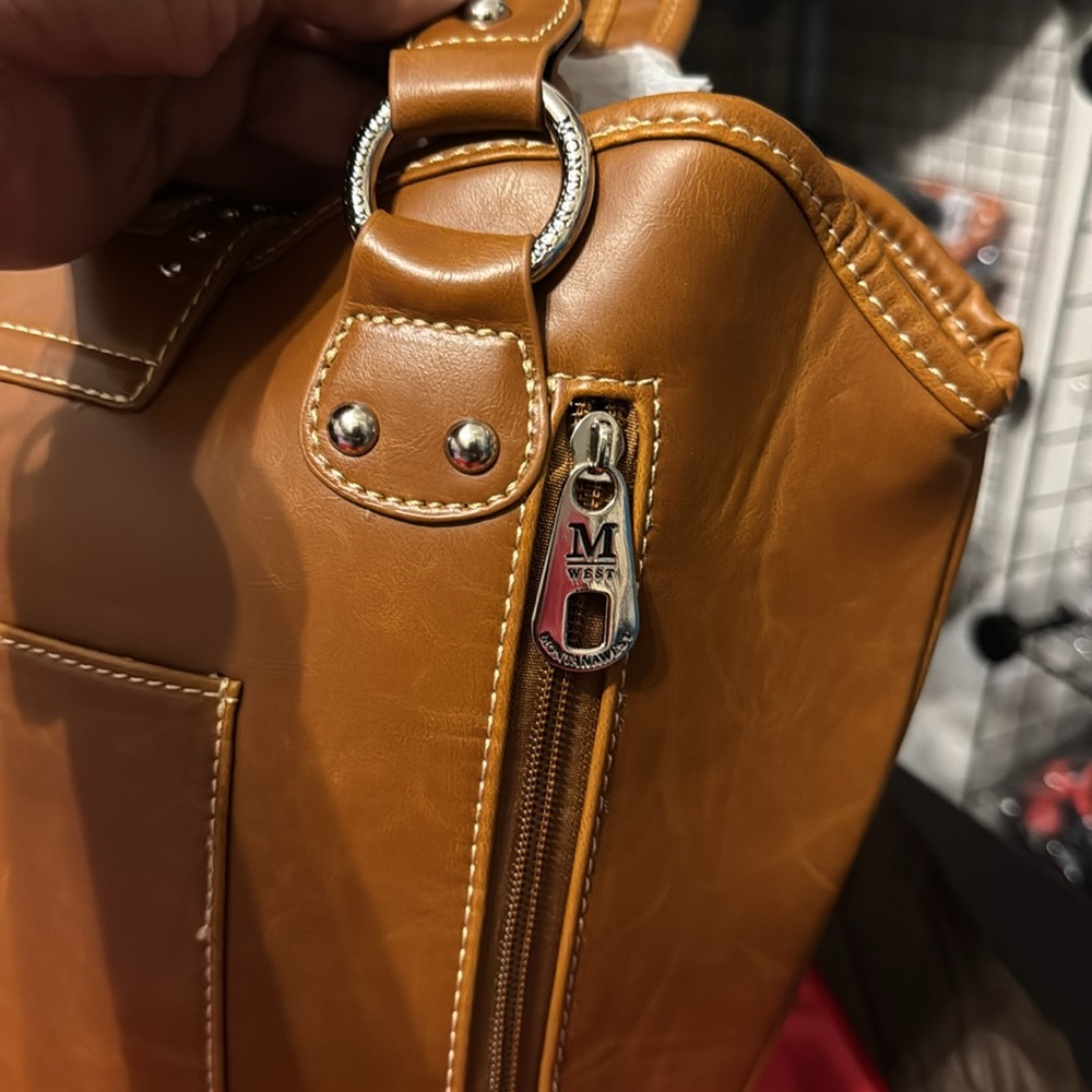 Montana West Brown Shoulder Bag with Tooled Leather Detailing - Picture 4 of 11